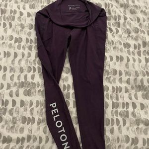Beyond Yoga x Peloton apparel leggings